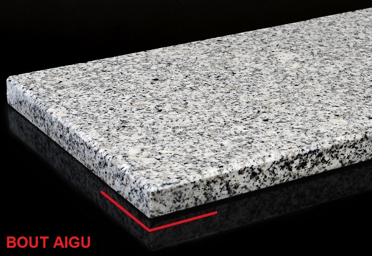 appuis fenêtre en granit_bout aigu
